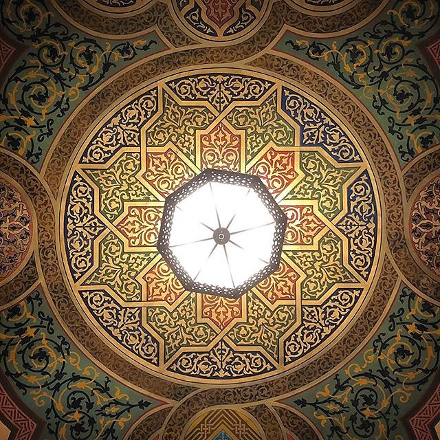 Ceiling light and detail.